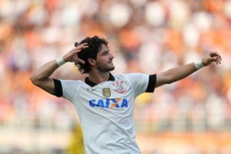 E pensare che qualche soddisfazione in Brasile era arrivata. Con la maglia del Corinthians, oltre al 100 gol personale in carriera, Pato ha contribuito alla conquista del Campionato Paulista e della Recopa Sudmericana, entrambi nel 2013. Poi tutto  crollato...